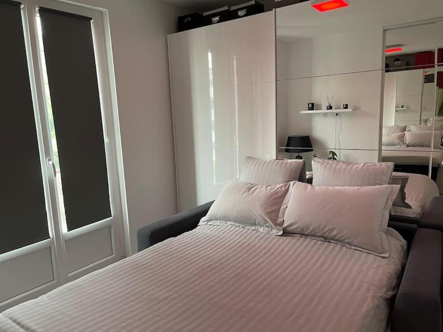 Appartement T3 En Centre-Ville De トノン・レ・バン エクステリア 写真